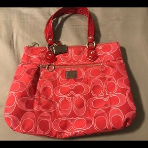 Coach Large Tote Bag Signature Design in Ruby Red